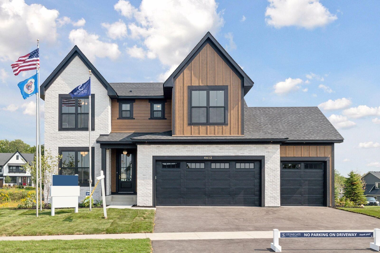 Property Photo:  4612 Meadowview Lane  MN 55331 