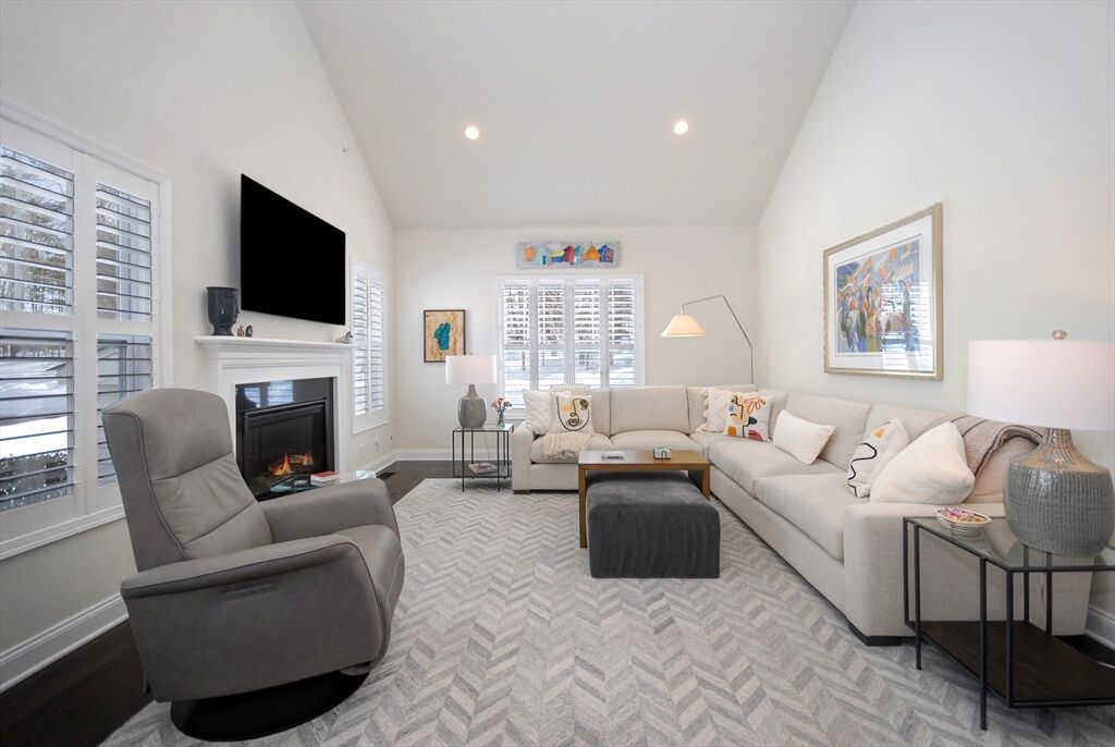 Property Photo:  39 Ridgewood Drive 39  MA 01775 