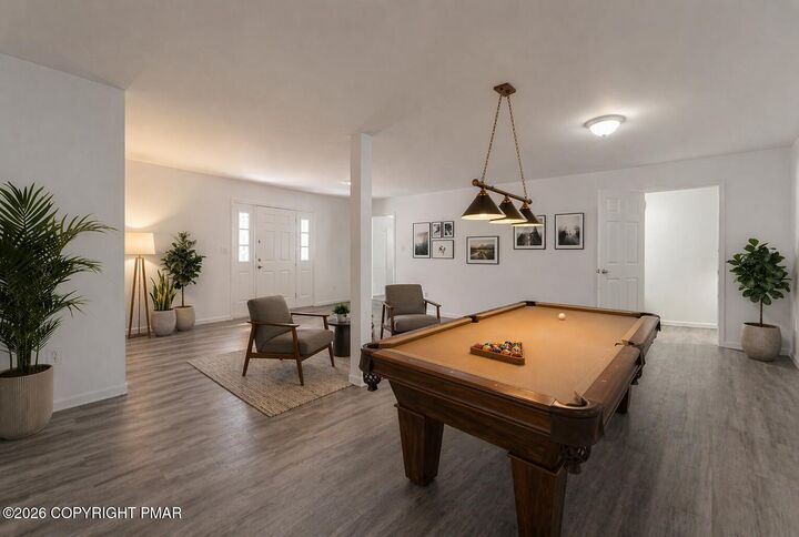 Property Photo:  7624 Sawmill Road  PA 18466 