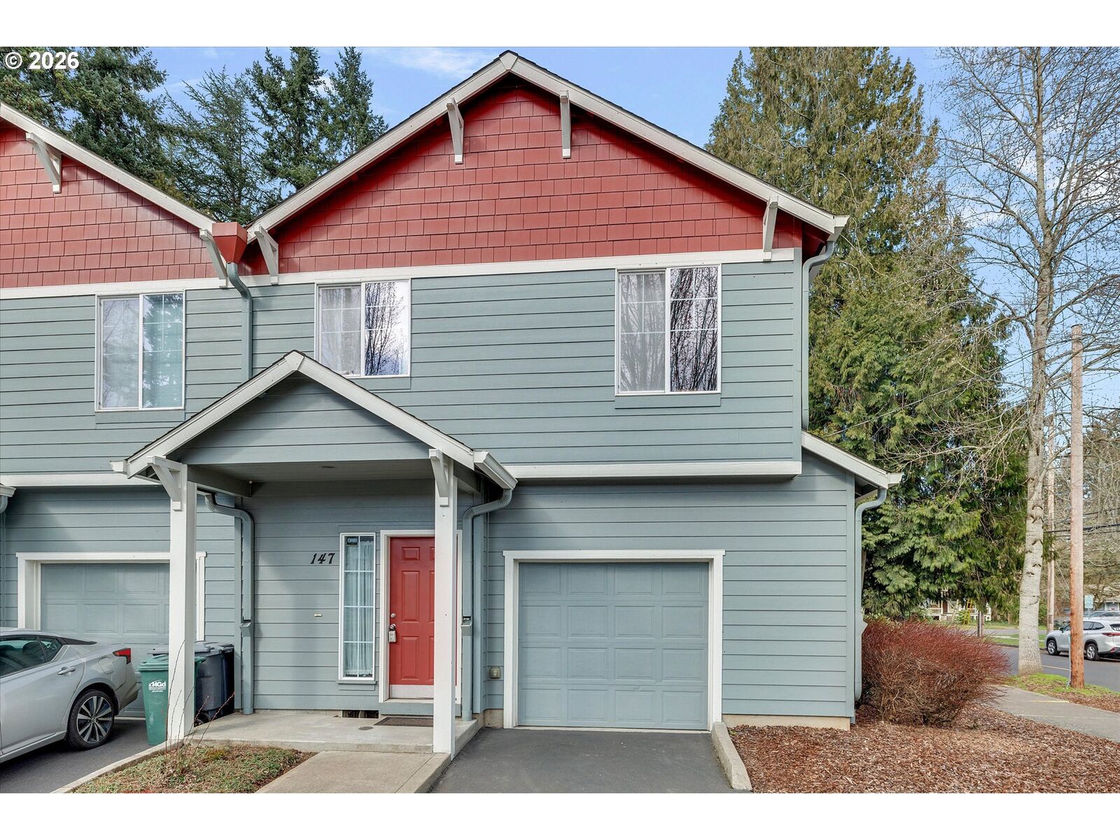 Property Photo:  147 SE 9th Ave  OR 97123 