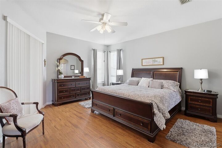 Property Photo: 188 W Romany Loop FL 34465