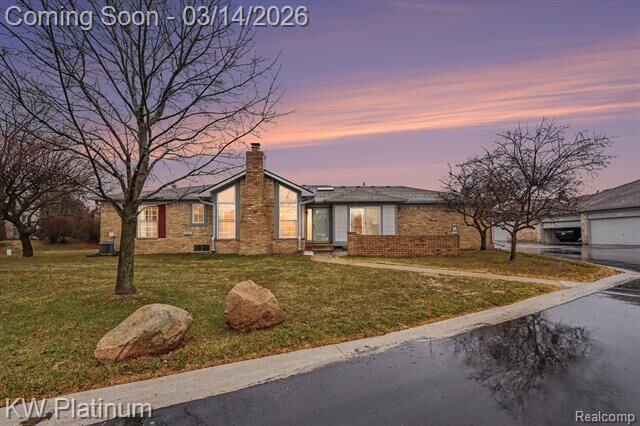 Property Photo:  48459 Hudson Bay Court  MI 48315 