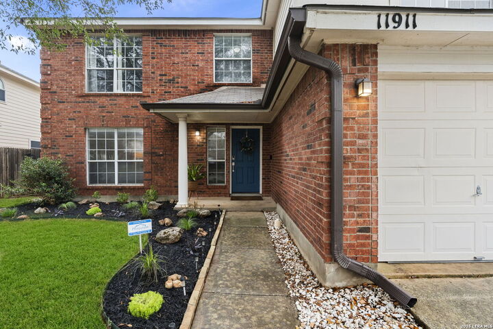 Property Photo: 11911 Ghostbridge TX 78023