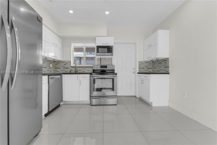 Property Photo: 5271 NW 5th St 5271 FL 33126