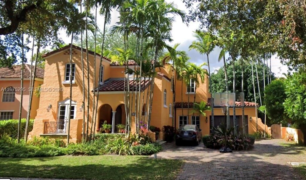 Property Photo:  1222 Ferdinand St  FL 33134 