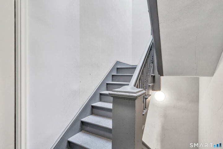 Property Photo:  1472 Baldwin Street 3  CT 06706 