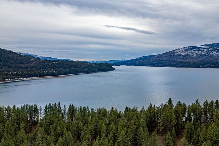 Property Photo:  1866K Northport Flat Creek Rd  WA 99141-9998 