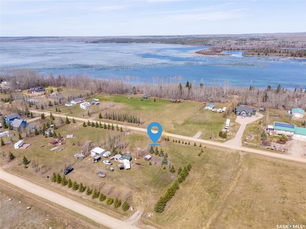 Property Photo:  2204 Bay View Drive  SK S0M 1A0 