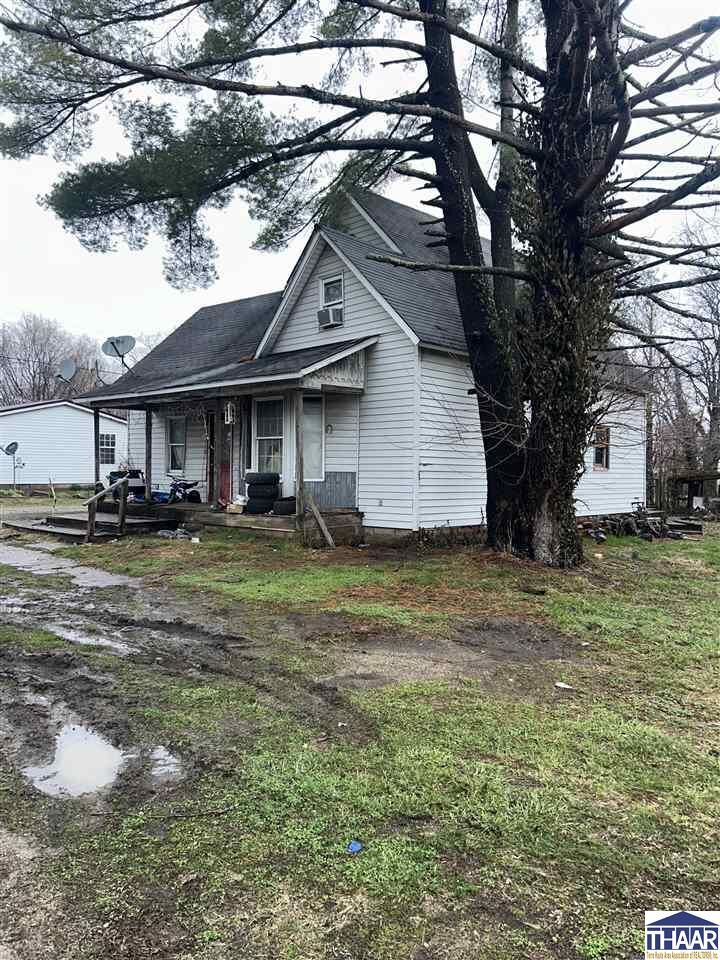 Property Photo: 206 E Hackett IN 47838