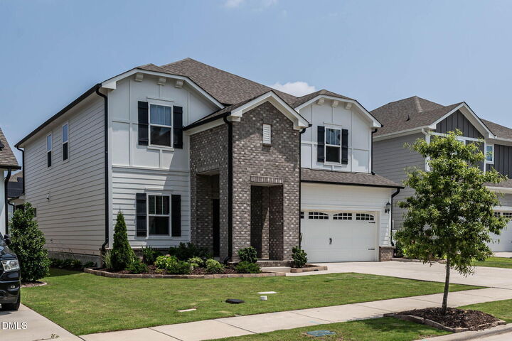 Property Photo: 725 Sage Oak Lane NC 27540