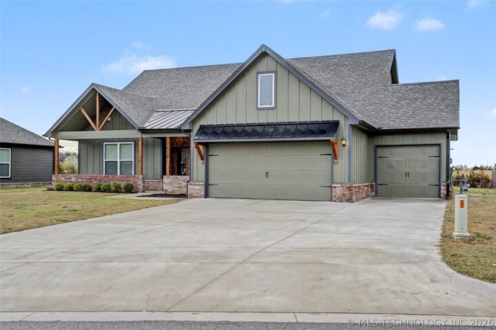 Property Photo:  31316 E 65th Place S  OK 74014 