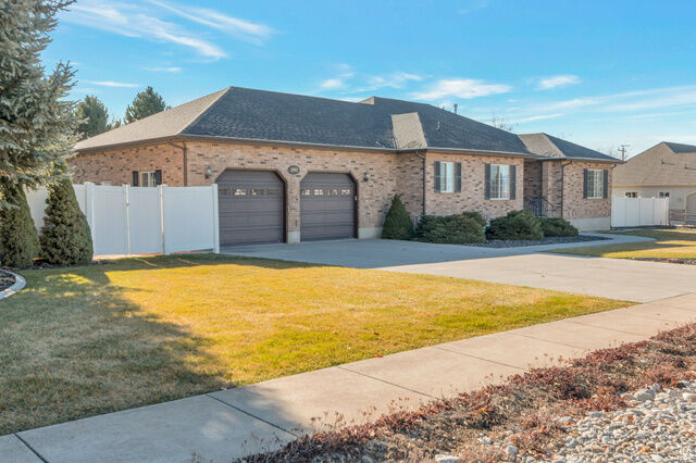 Property Photo: 290 E 450 S UT 84318