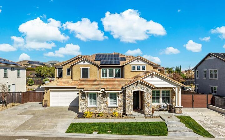 Property Photo:  2024 Linden Court  CA 95688 