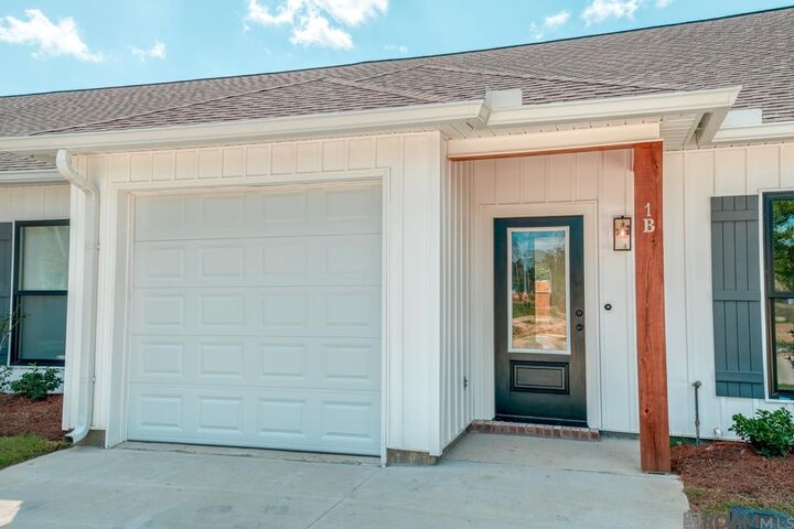 Property Photo:  8739 Lockhart Rd #9-C  LA 70726 