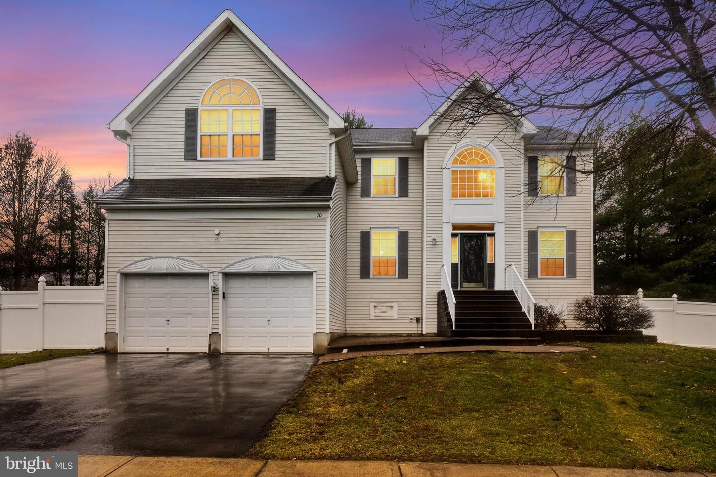 Property Photo:  10 Alexander Lane  NJ 08022 
