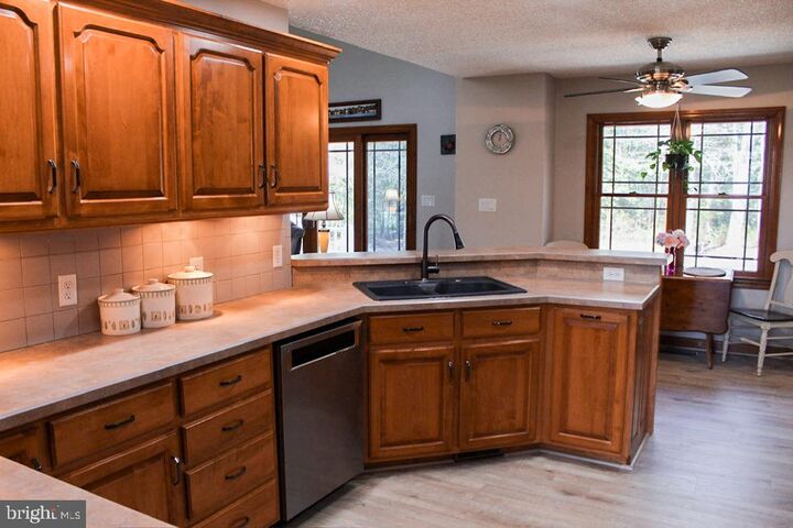 Property Photo:  4 Hidden Hills Court  DE 19973 