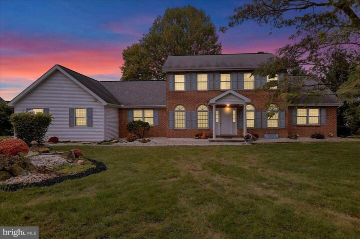 Property Photo:  47 Norway Lane  PA 17042 