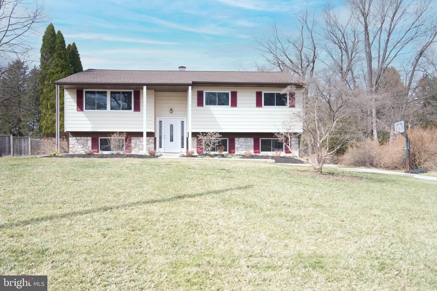 Property Photo:  1330 Ridgeview Drive  PA 19460 