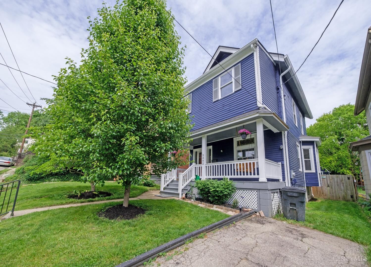 Property Photo: 5042 Wesley Avenue OH 45212