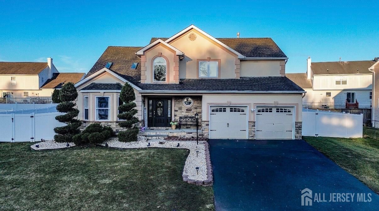 Property Photo:  82 Lark Drive  NJ 08882 