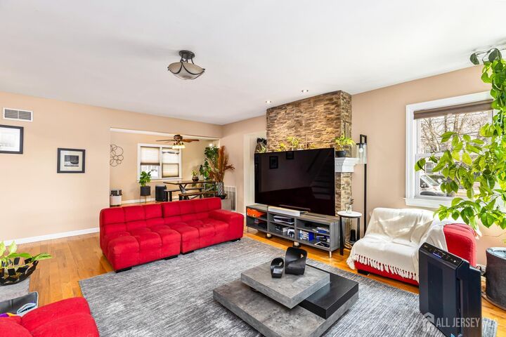 Property Photo:  165 Macarthur Avenue  NJ 08872 