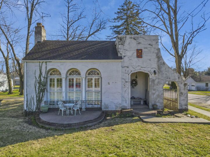 Property Photo:  1223 W Main Street  OH 43055 