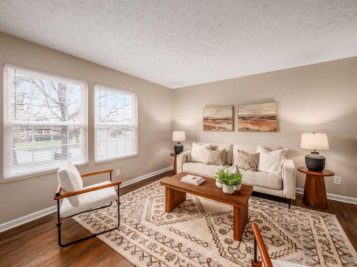 Property Photo:  2000 Dina Court  OH 43065 