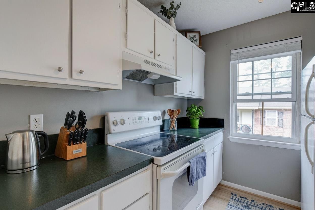 Property Photo:  528 Wimbledon  SC 29210 
