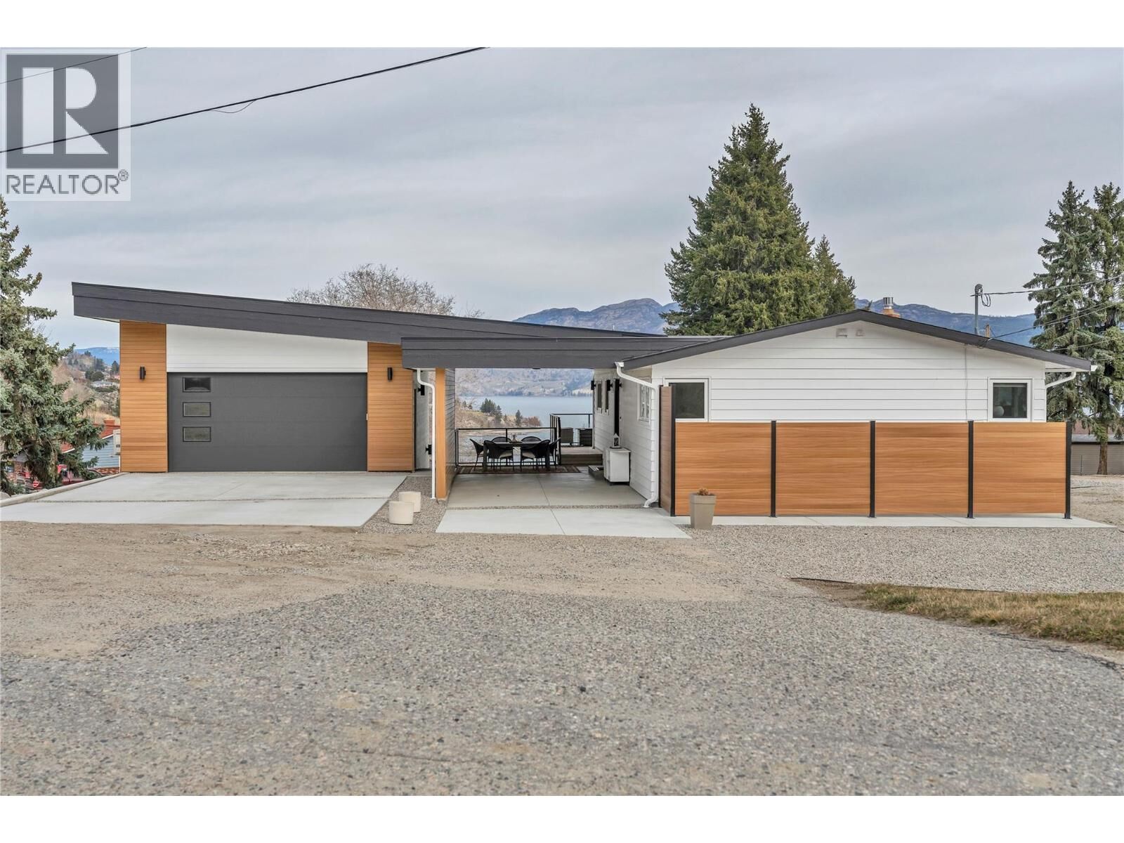 Property Photo: 5100 Wilson Road BC V0H 1Z4