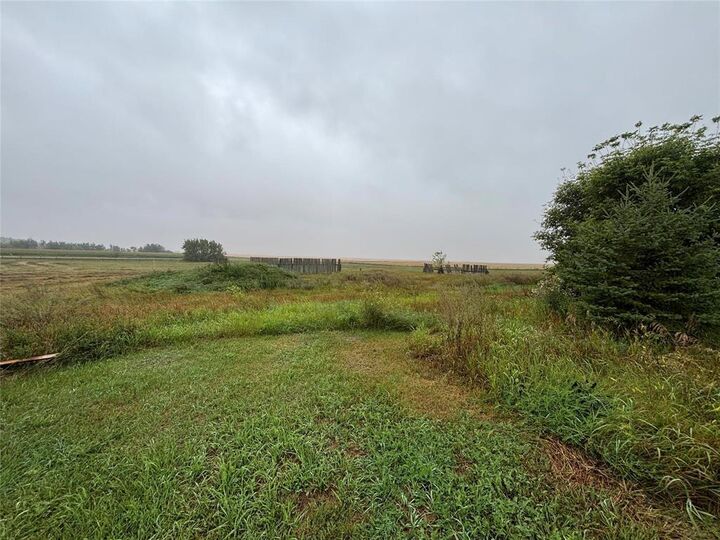 Property Photo:  227 Weir (Holmfield) Street  MB R0K 1A0 