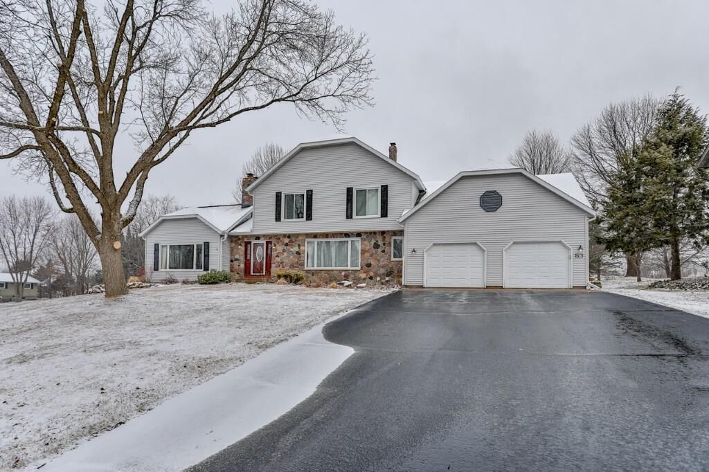 Property Photo:  1706 Woodland Ridge Road  WI 54401 