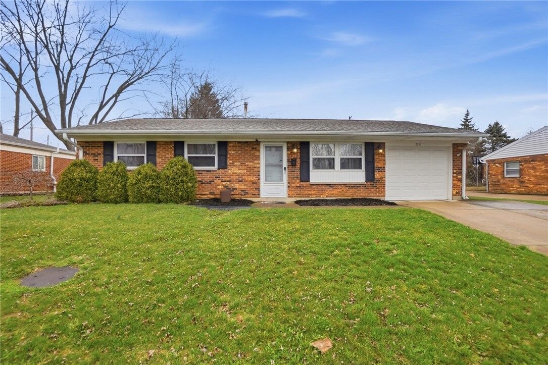 Property Photo: 7317 Cosner Drive OH 45424
