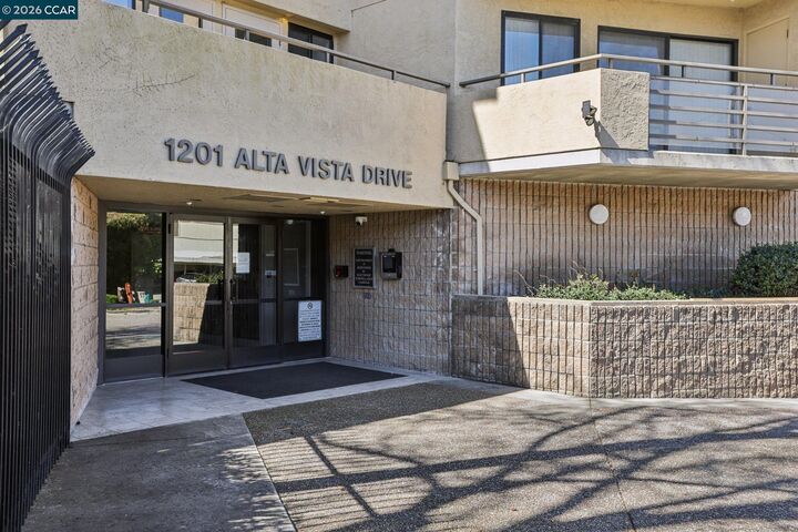 Property Photo:  1201 Alta Vista Drive 106  CA 94596 