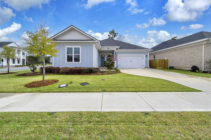 Property Photo: 222 Safflower Lane FL 32578