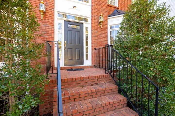 Property Photo:  1701 Kenbrook Court  GA 30101 