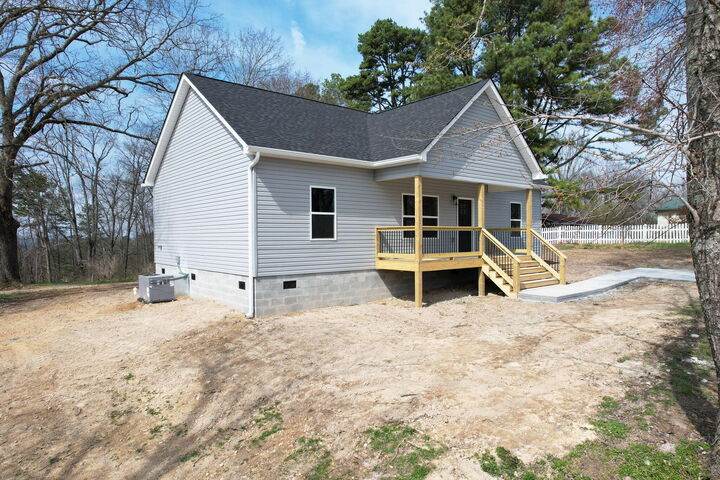 Property Photo:  1205 Sunset Trail NE  TN 37311 