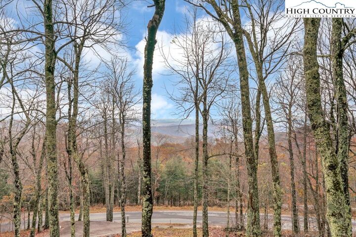 Property Photo:  3043 Junaluska Road  NC 28607 