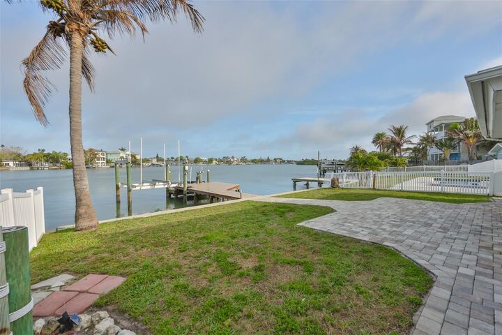 Property Photo: 419 12th Avenue FL 33785