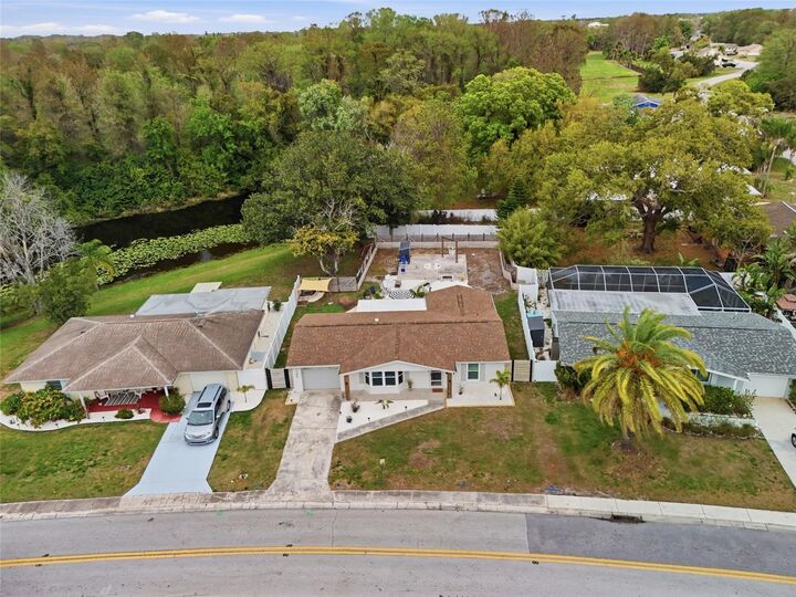 Property Photo: 7209 Magnolia Valley Drive FL 34653