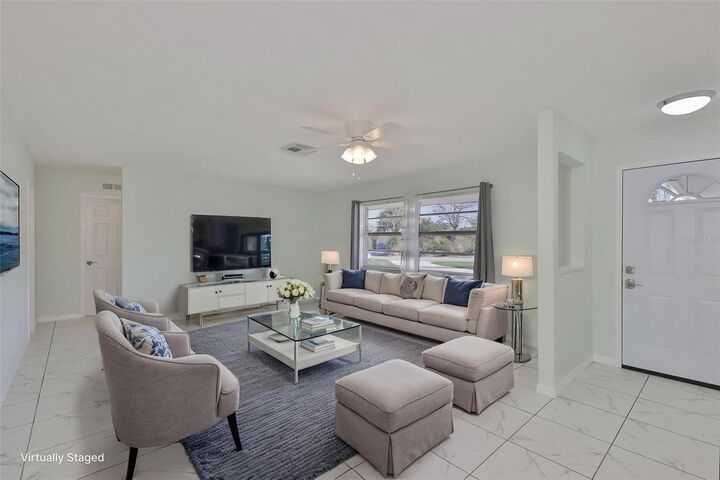 Property Photo: 460 Flamingo Drive FL 33572