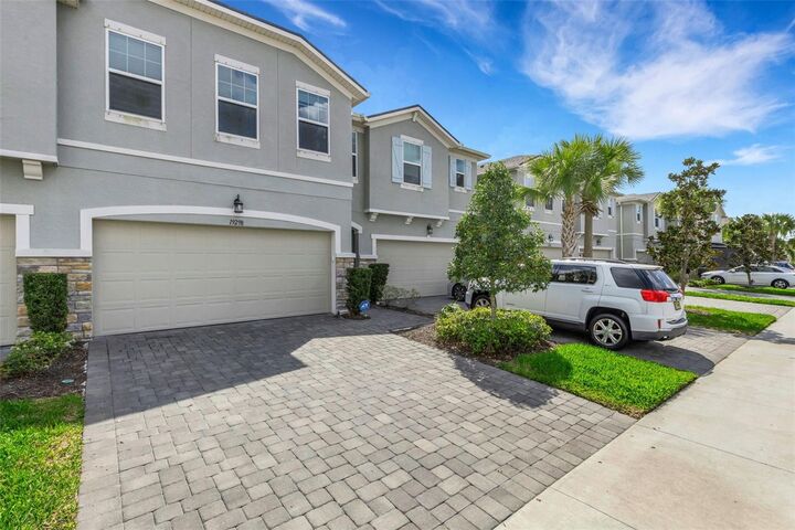 Property Photo:  19298 Blue Pond Drive  FL 33558 