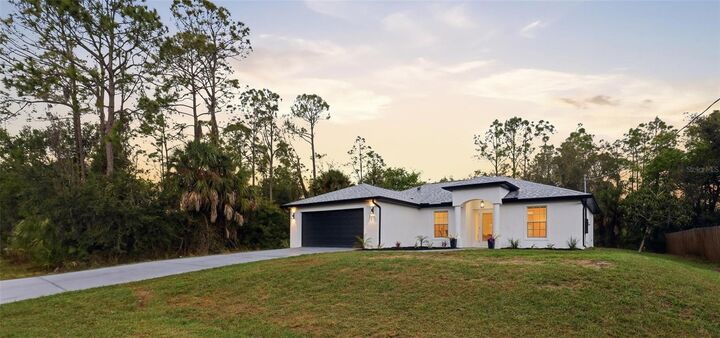 Property Photo:  6316 Bluery Avenue  FL 34291 