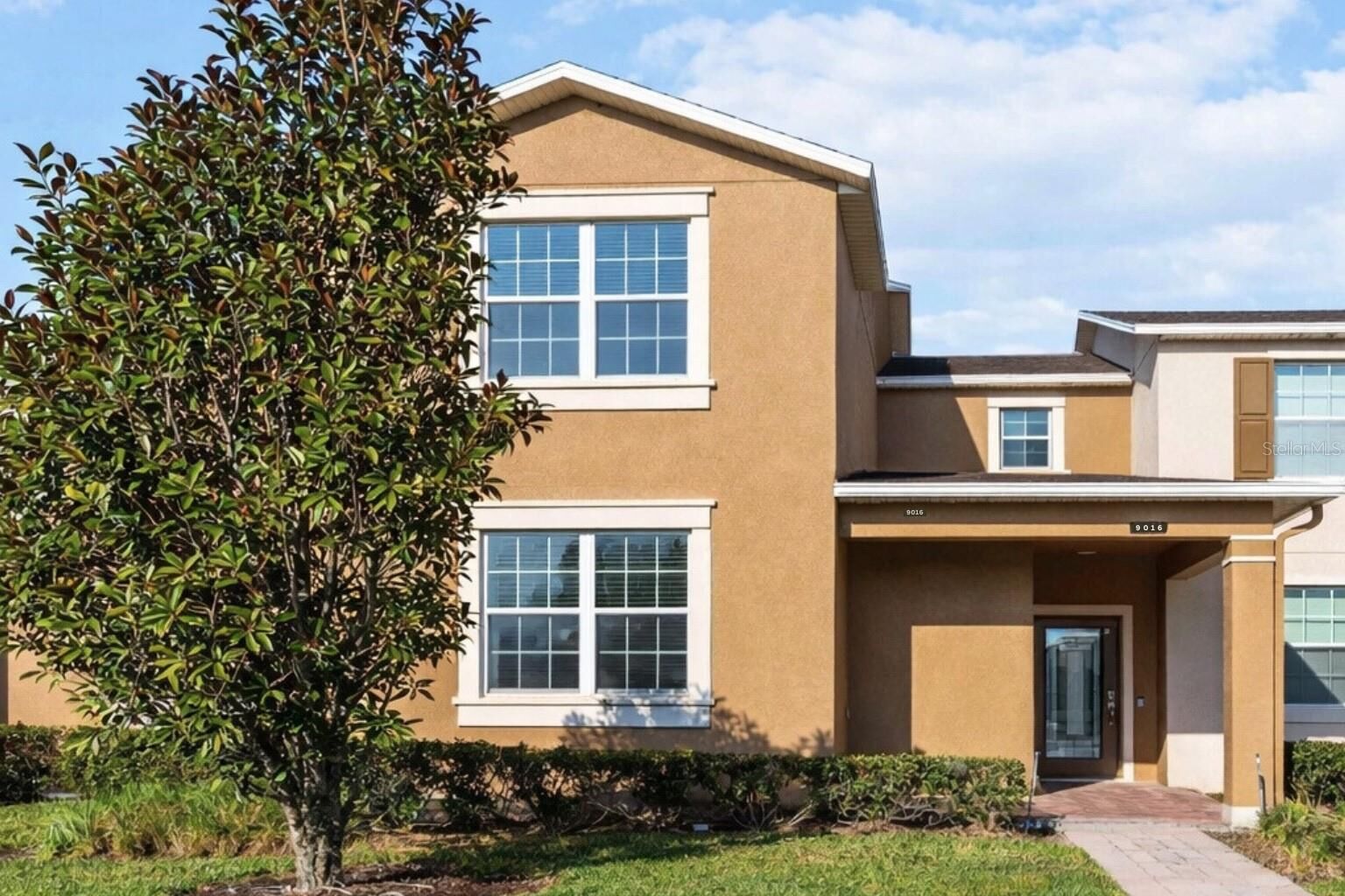 Property Photo:  9016 Savannah Magnolia Lane  FL 32832 