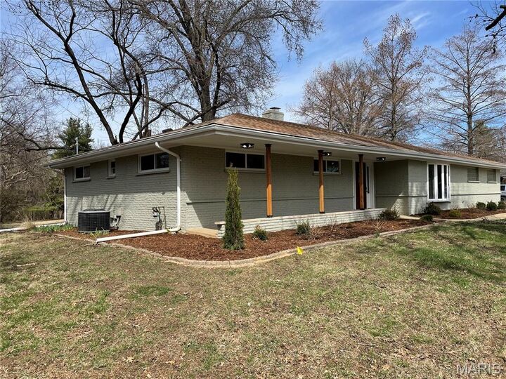 Property Photo: 26 Castle Drive MO 63034