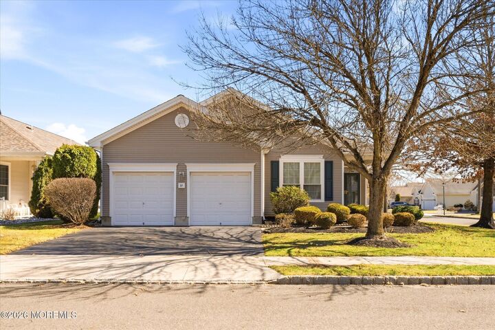 Property Photo:  31 Harrington Drive  NJ 08022 