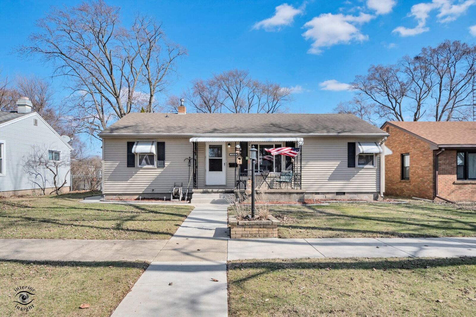 Property Photo:  1562 S 5th Avenue  IL 60901 