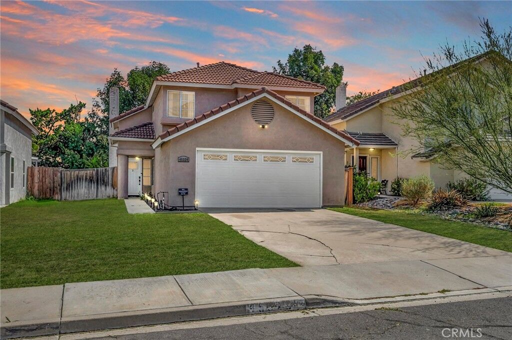 Property Photo: 45320 Esmerado Court CA 92592