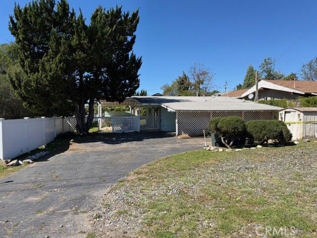 Property Photo: 1006 N Orange CA 92028