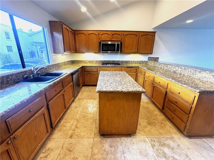 Property Photo:  4226 Don Carlos Drive  CA 90008 