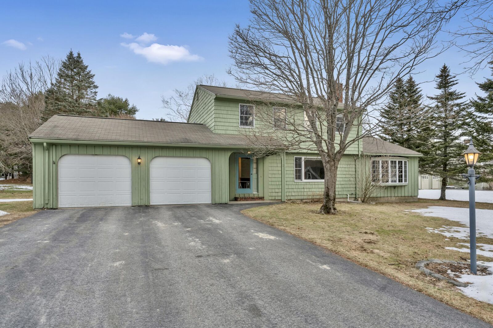 Property Photo:  2 Candlewick Lane  ME 04021 